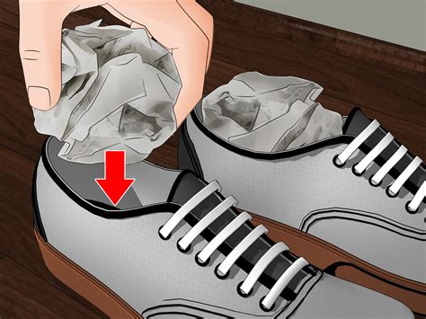 how to keep shoes from squeaking|why do tennis shoes squeak.